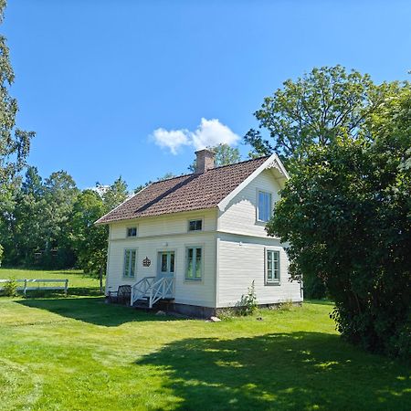 Lilla Backen Hjo Exterior foto