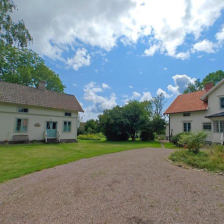 Lilla Backen Hjo Exterior foto