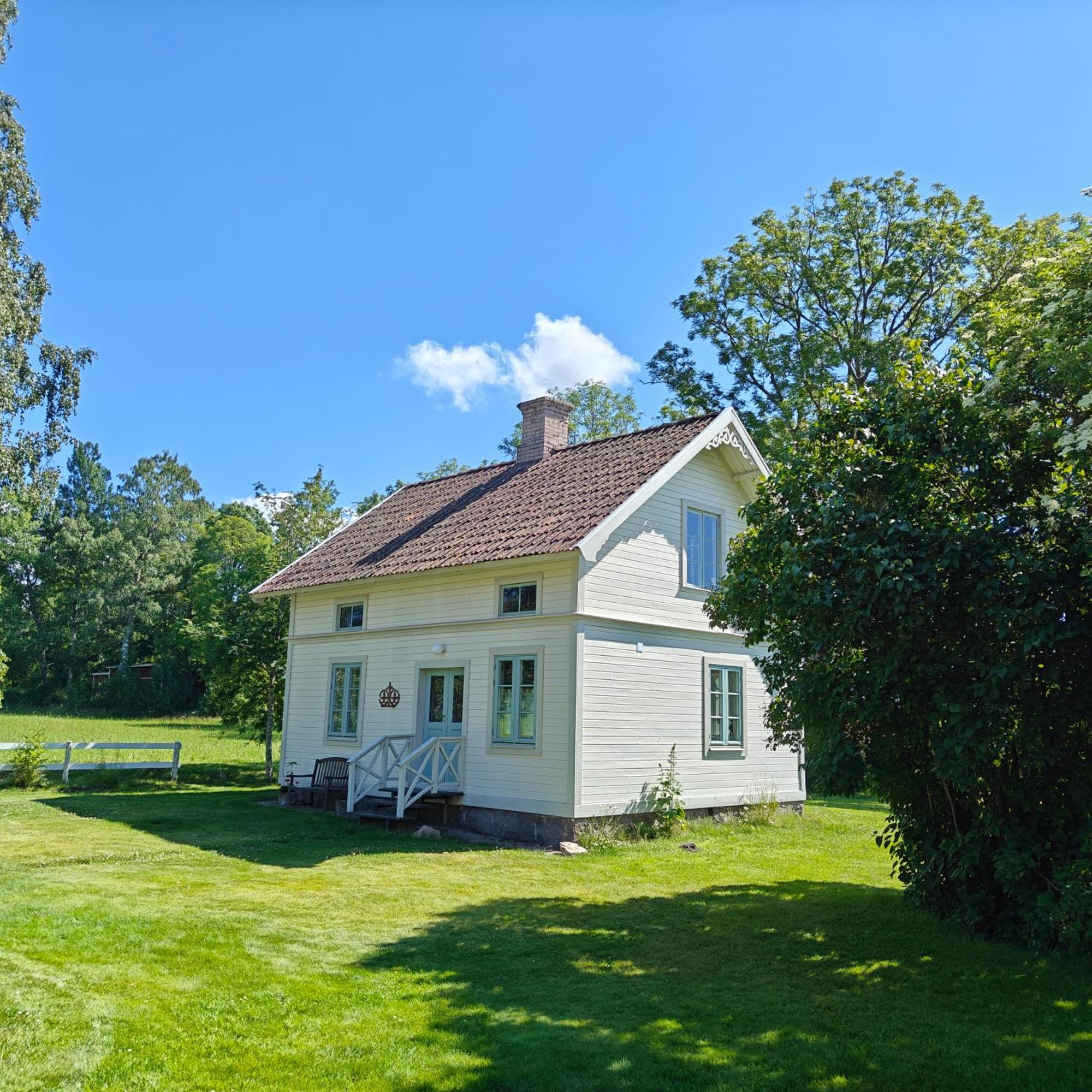 Lilla Backen Hjo Exterior foto